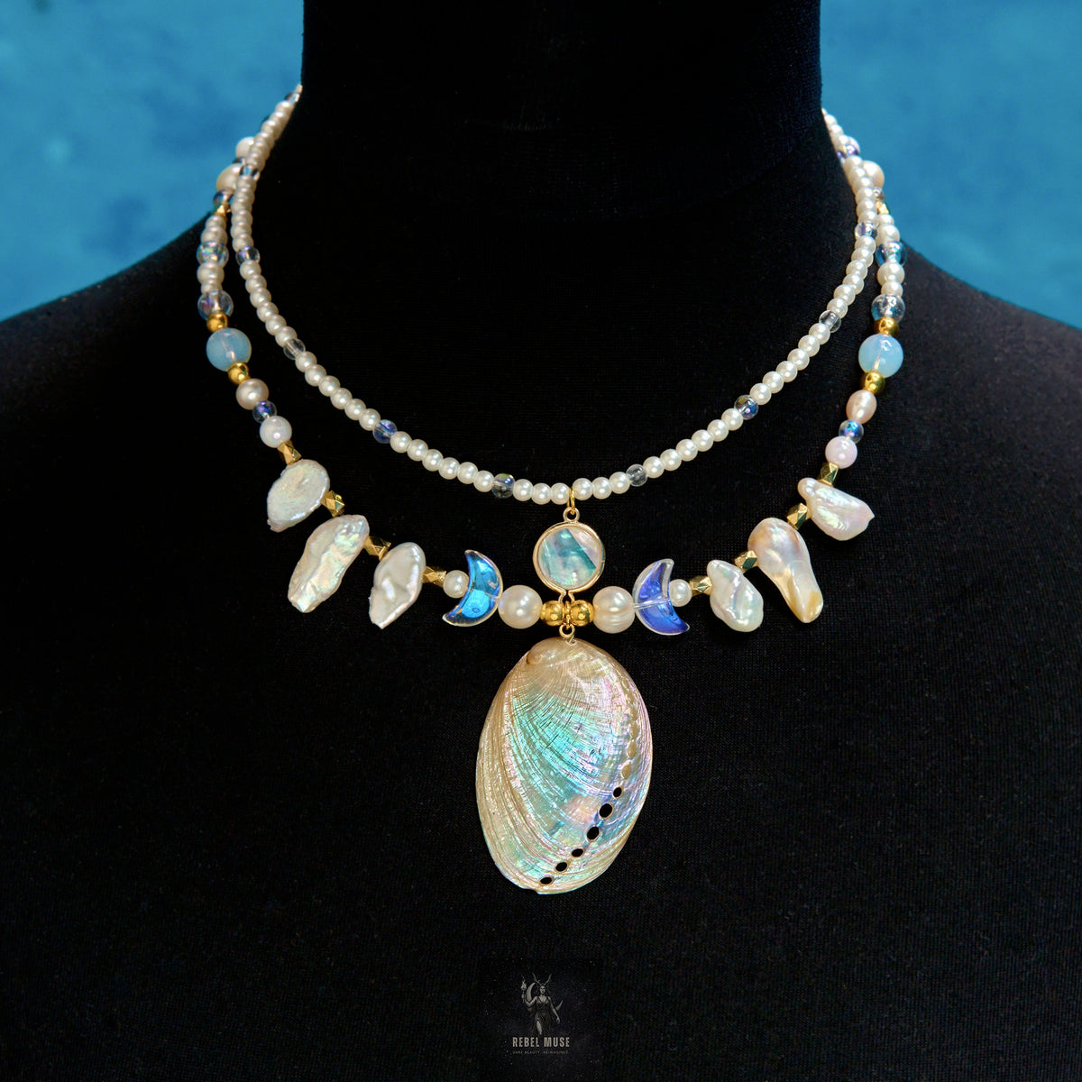 SELENE crown and necklace set